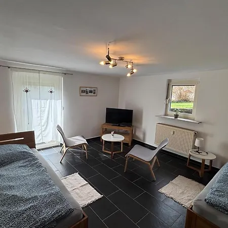 Ferienapartment Doerfles-esbach * Dorfles-Esbach